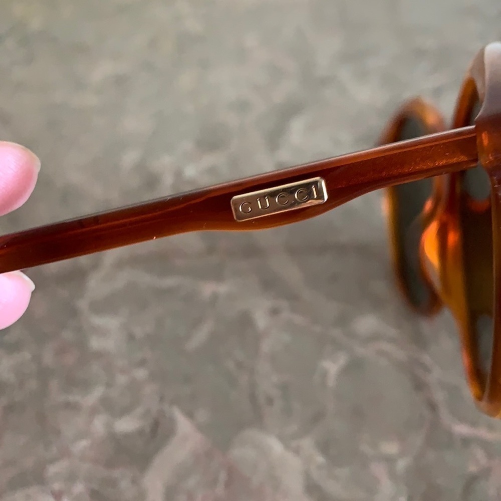 Brand new Gucci sunglasses - Picture 5 of 10